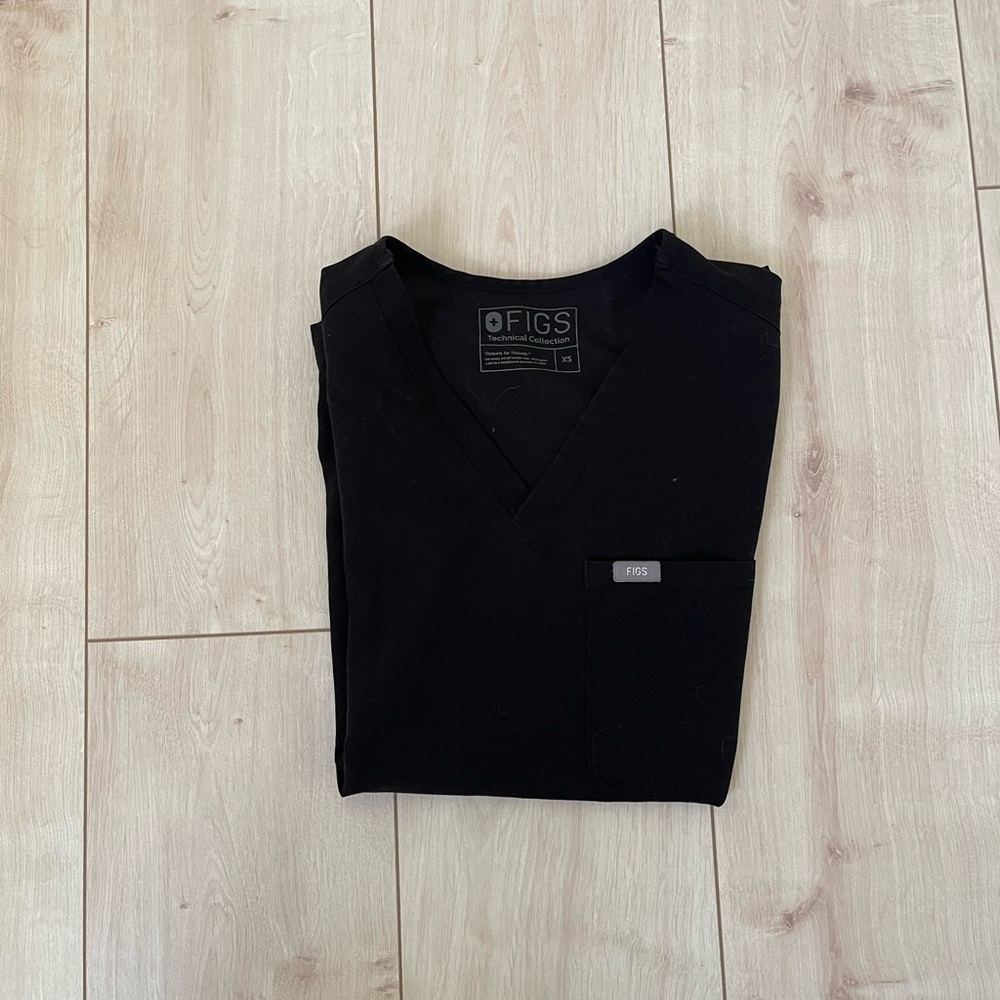 Figs Catarina One-Pocket Scrub Top ™